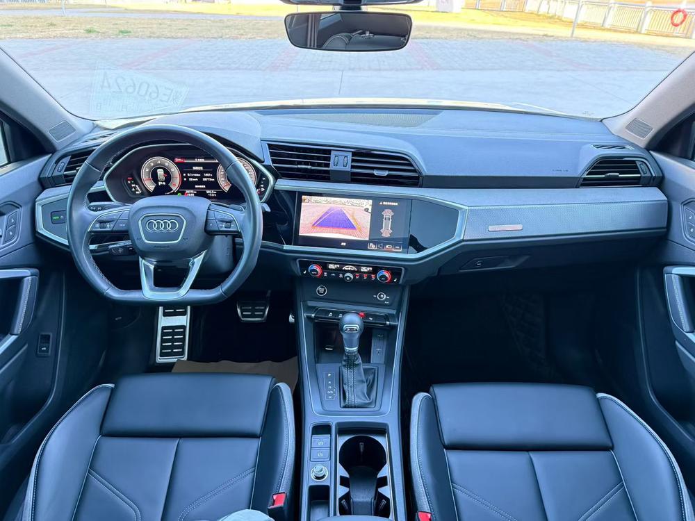 Audi Audi Q3