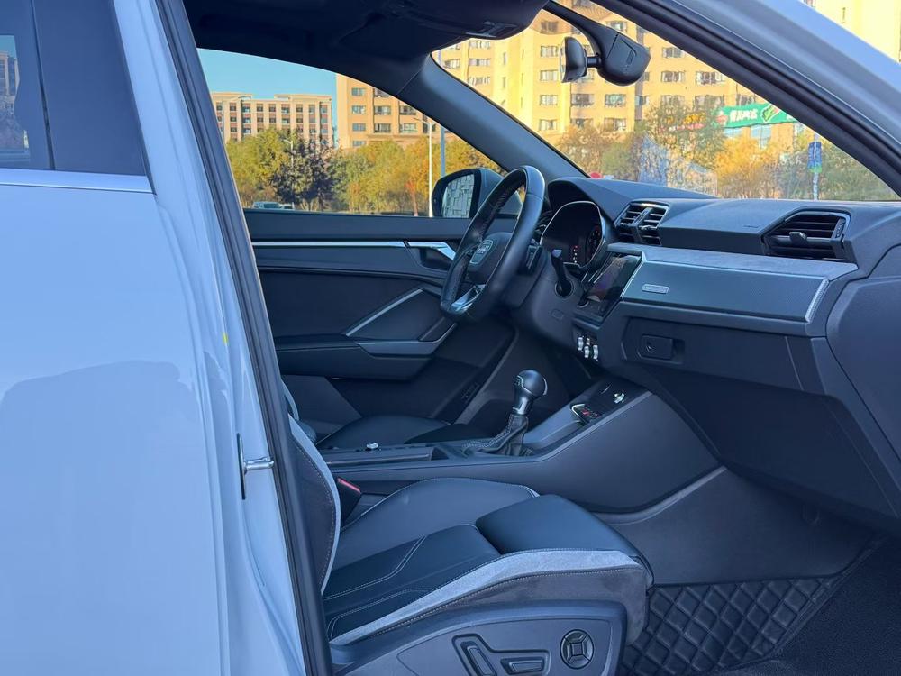 Audi Audi Q3