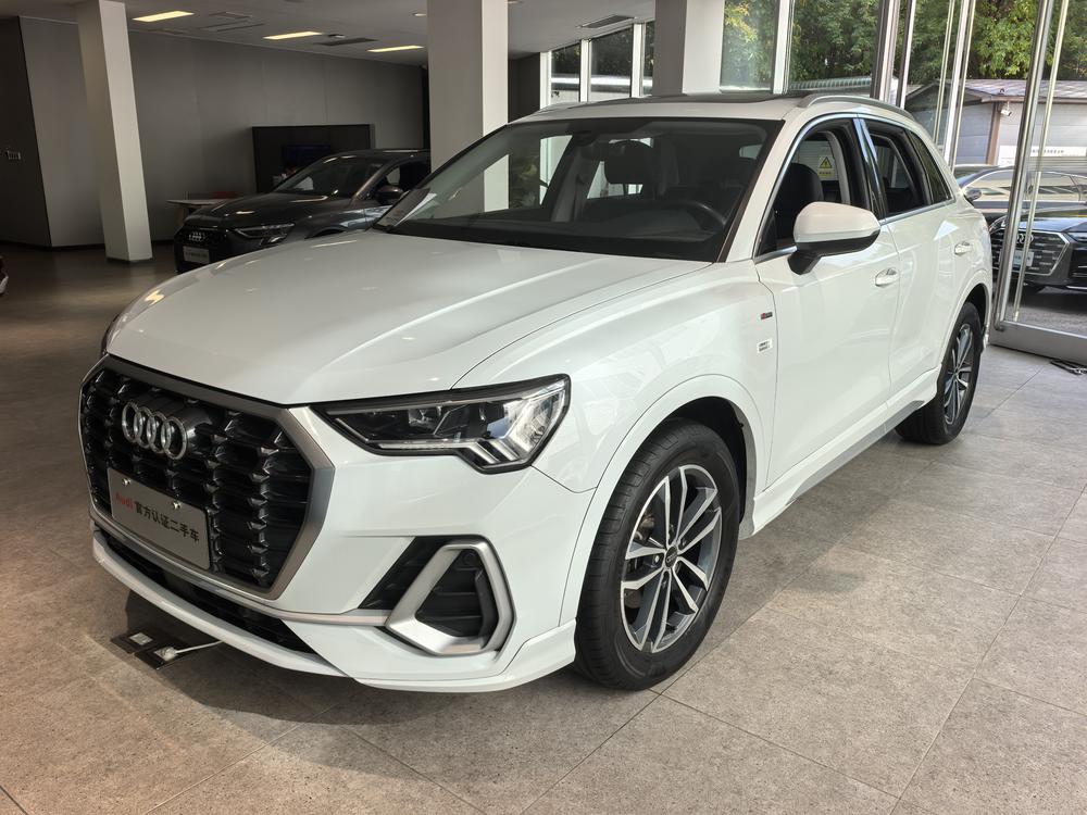 Audi Audi Q3