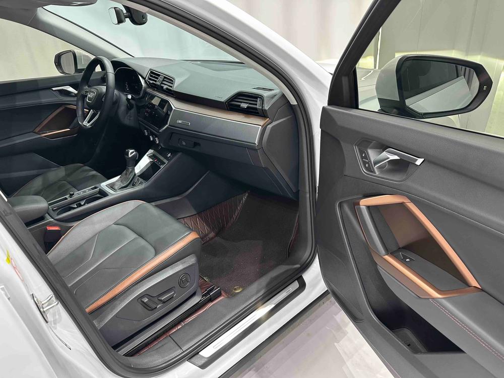 Audi Audi Q3