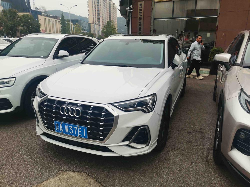 Audi Audi Q3