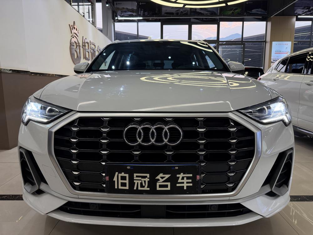 Audi Audi Q3