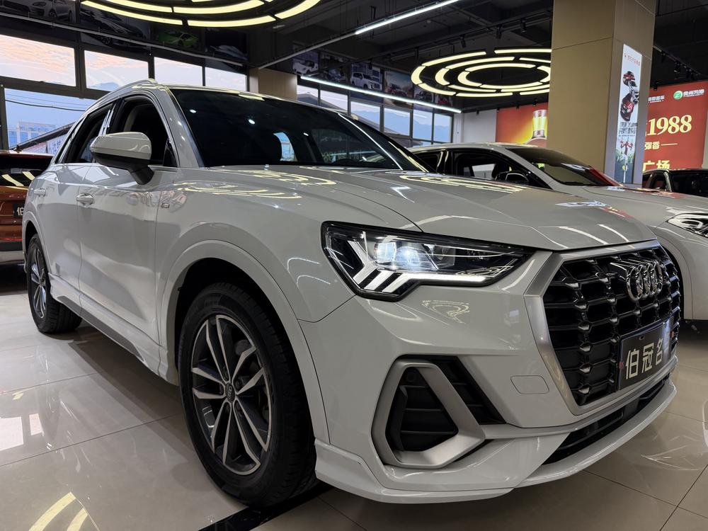 Audi Audi Q3
