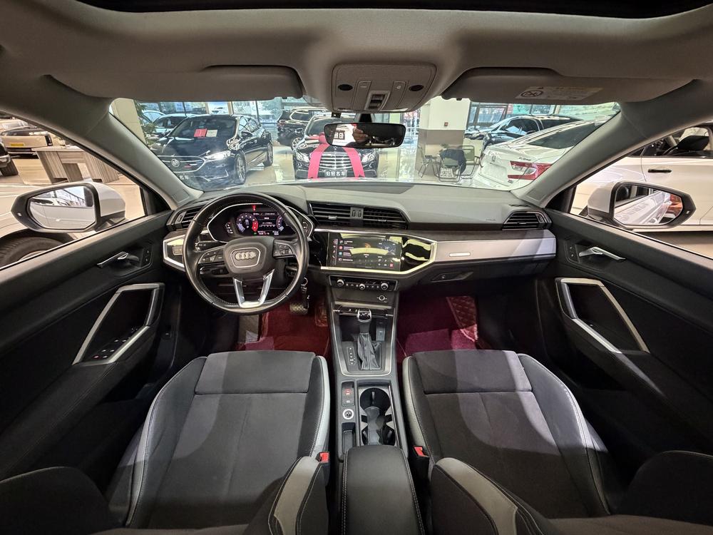 Audi Audi Q3