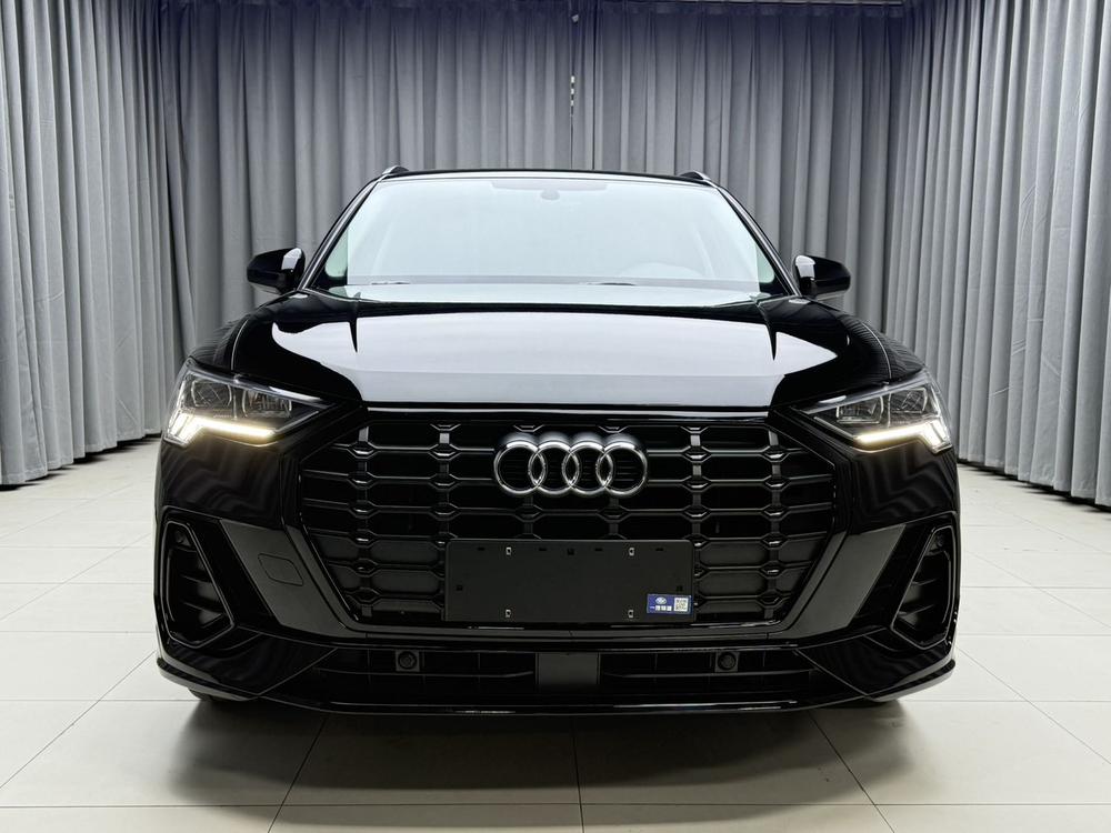Audi Audi Q3