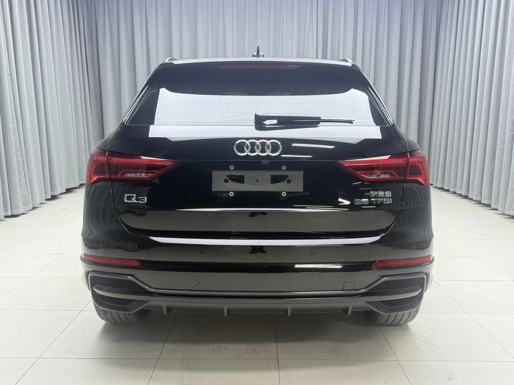 Audi Audi Q3