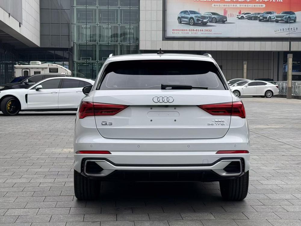 Audi Audi Q3