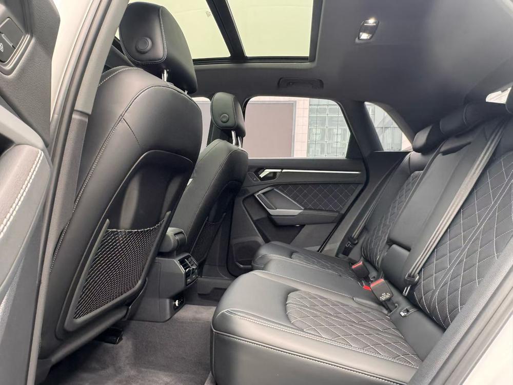 Audi Audi Q3