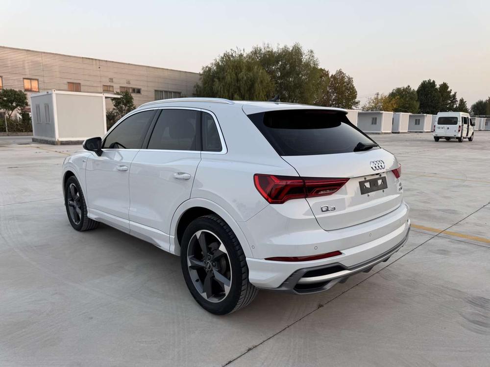 Audi Audi Q3