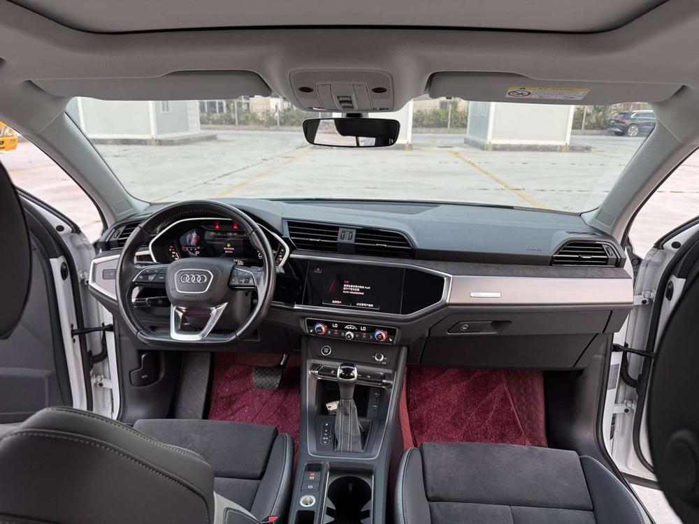 Audi Audi Q3