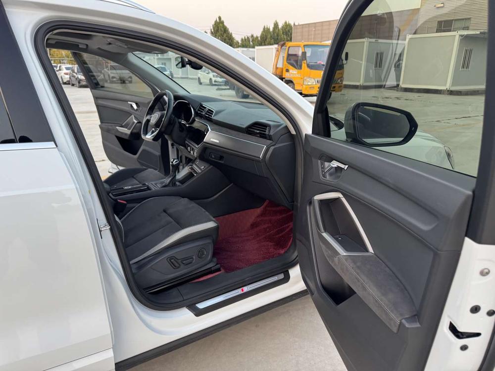 Audi Audi Q3