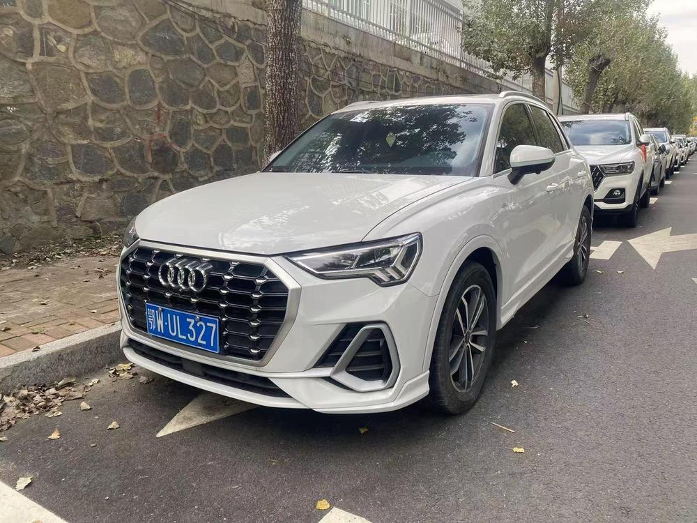 Audi Audi Q3