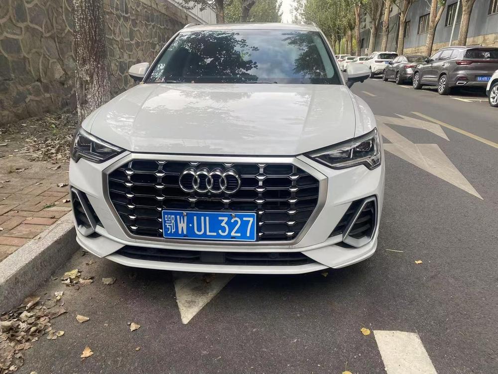 Audi Audi Q3