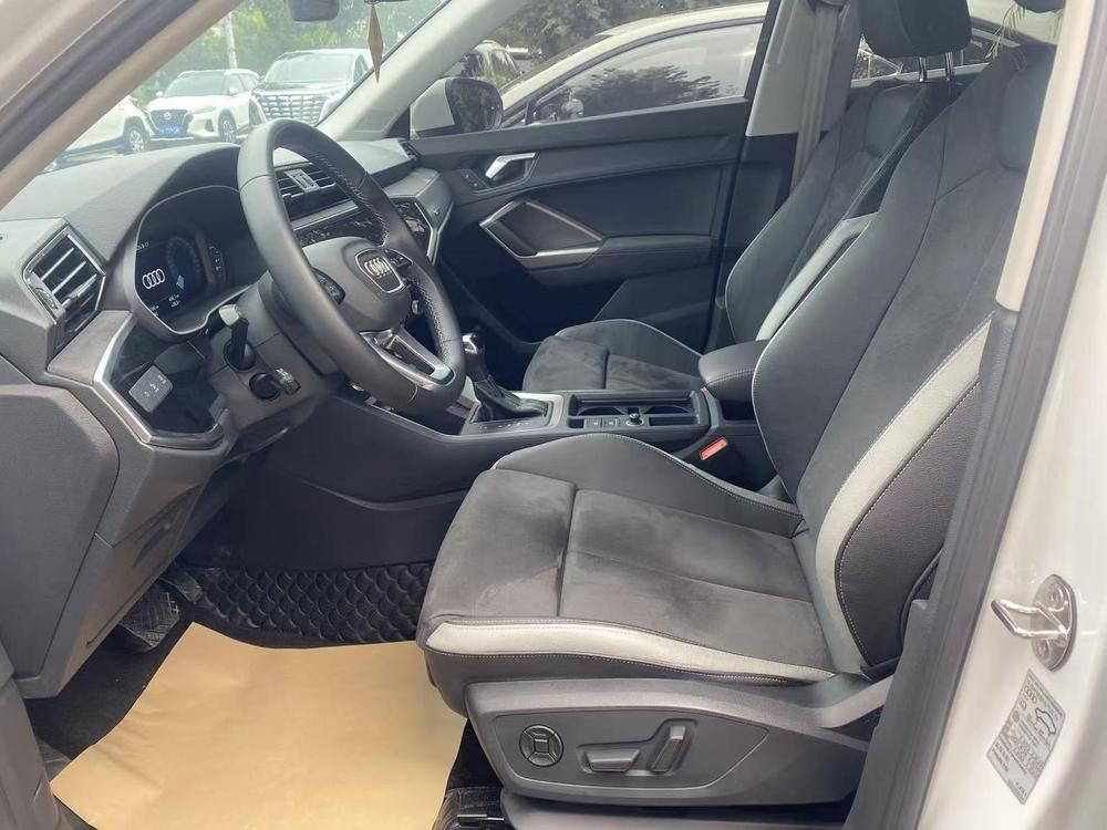 Audi Audi Q3