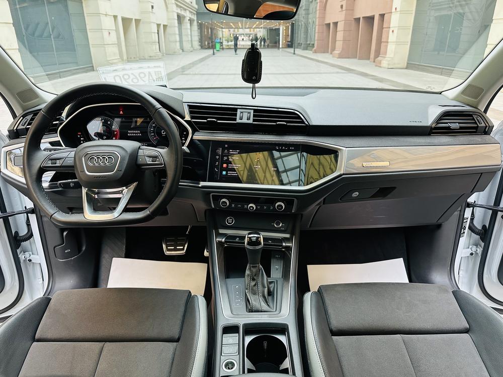 Audi Audi Q3