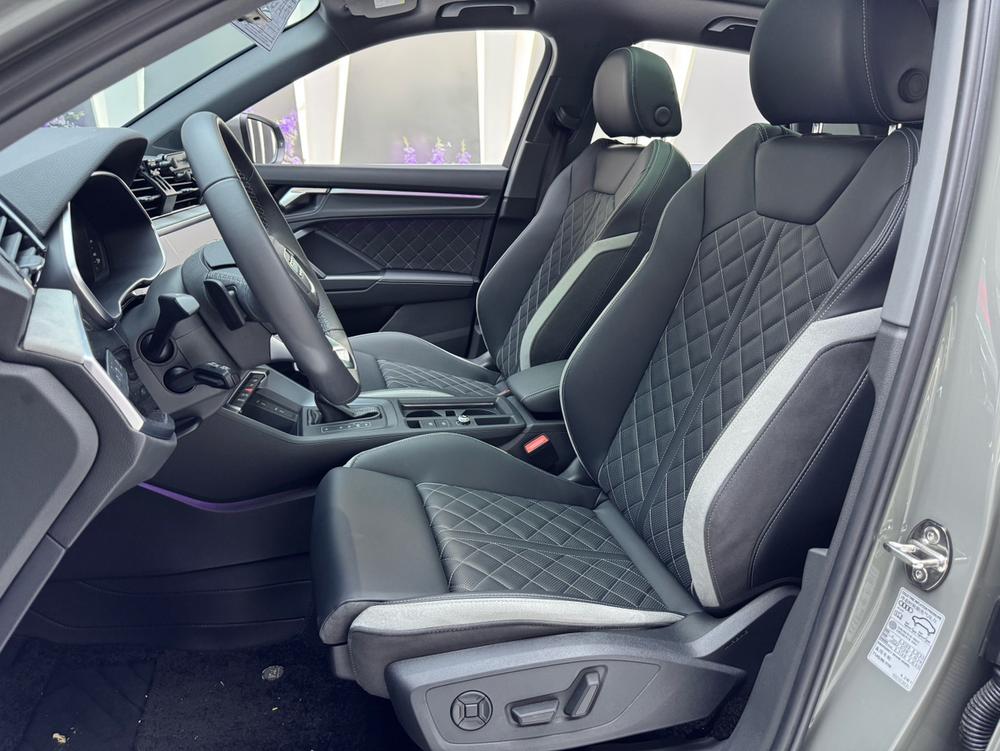 Audi Audi Q3