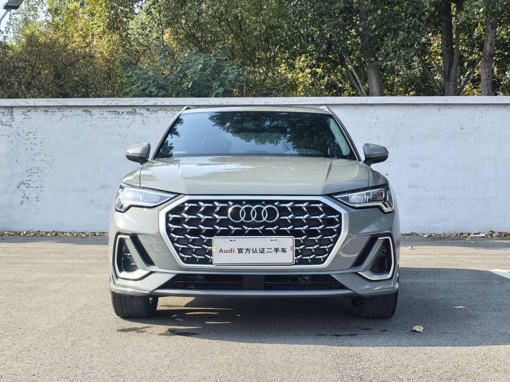 Audi Audi Q3