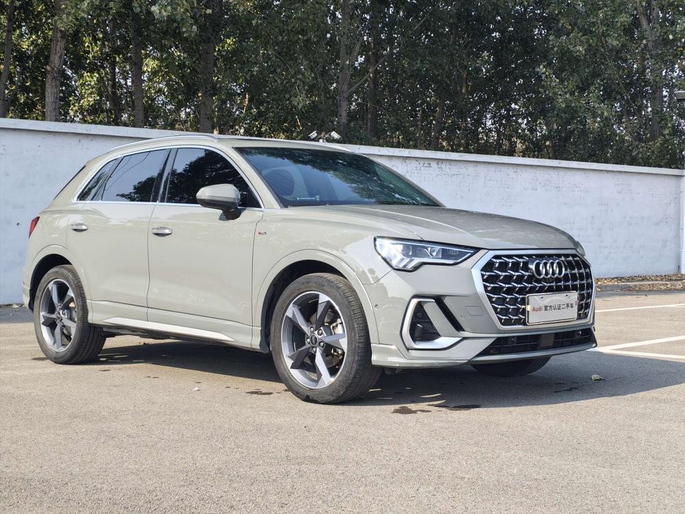 Audi Audi Q3