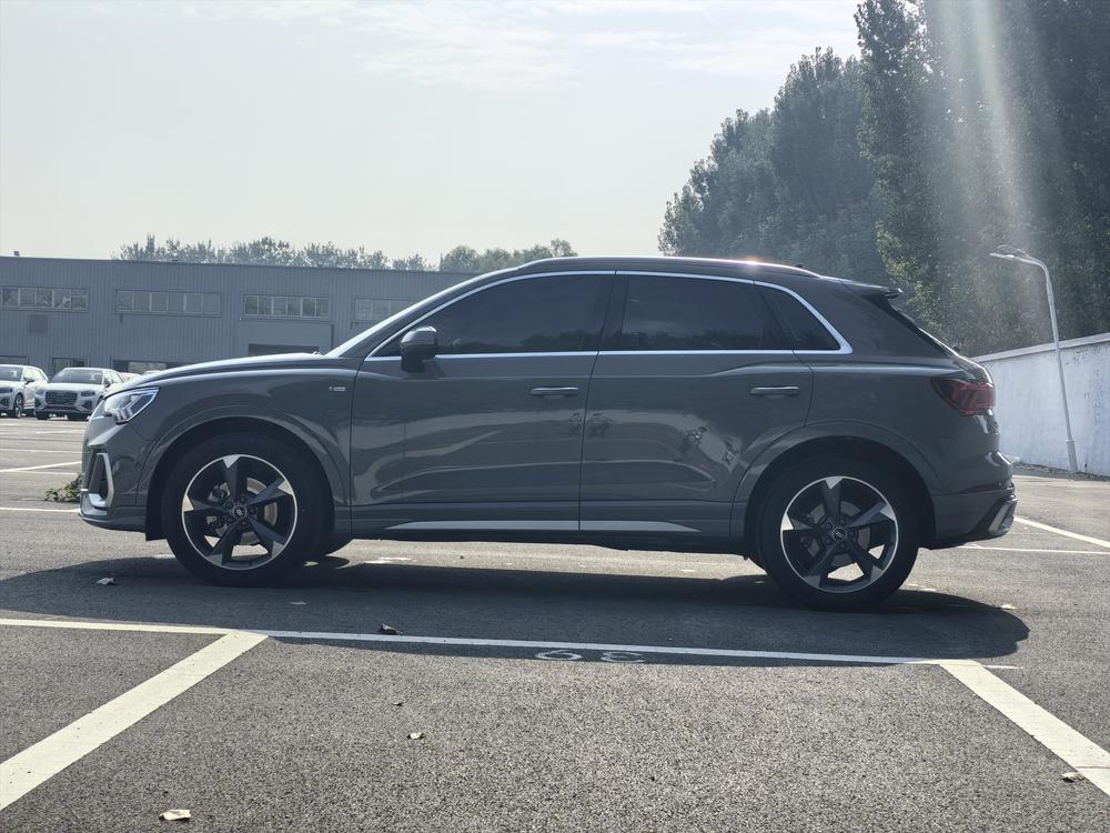 Audi Audi Q3