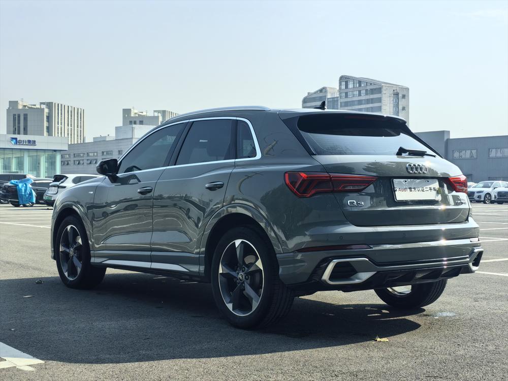 Audi Audi Q3