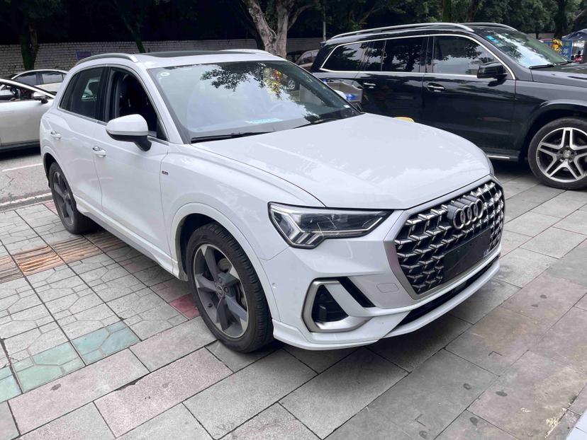 Audi Audi Q3