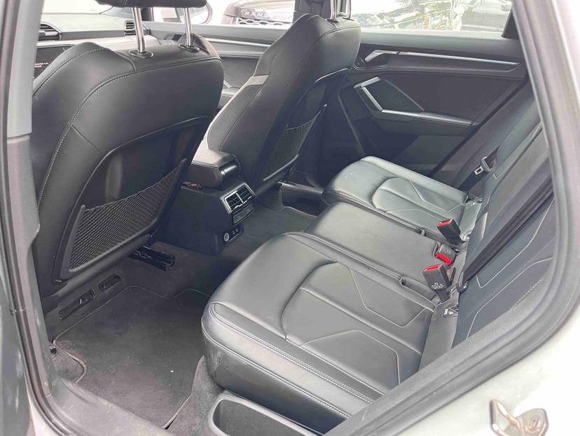 Audi Audi Q3