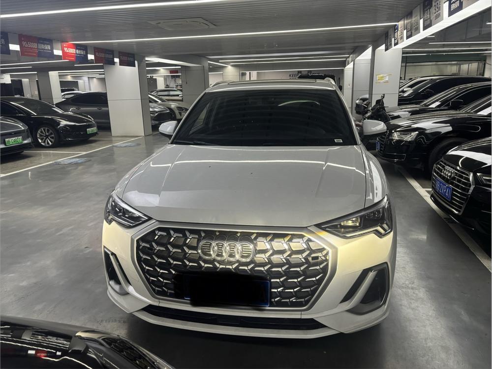 Audi Audi Q3