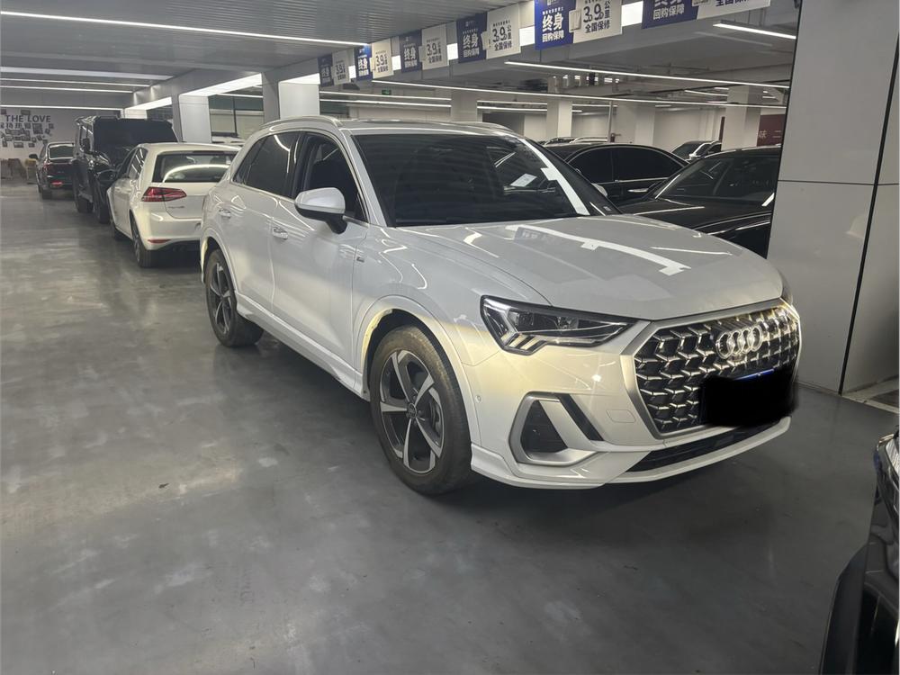 Audi Audi Q3