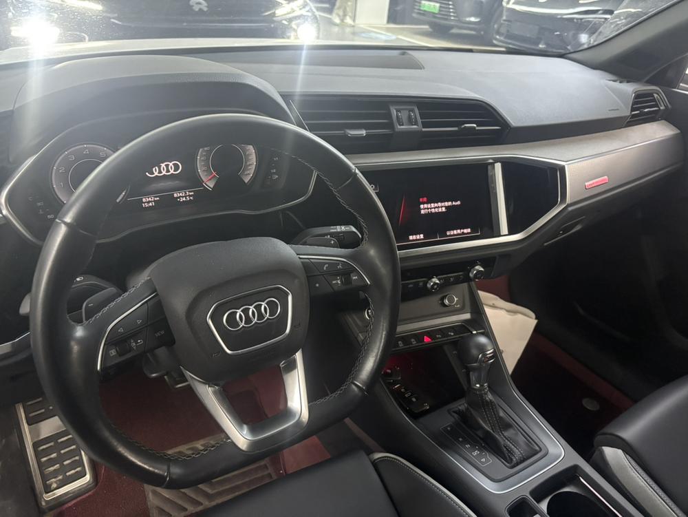 Audi Audi Q3