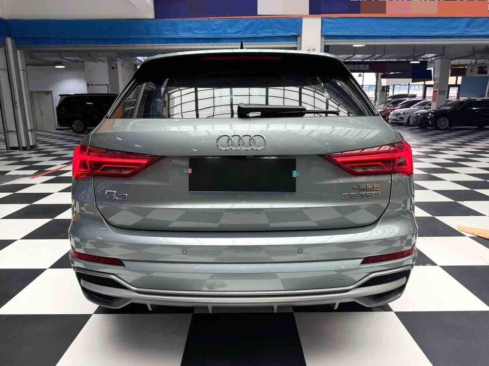 Audi Audi Q3