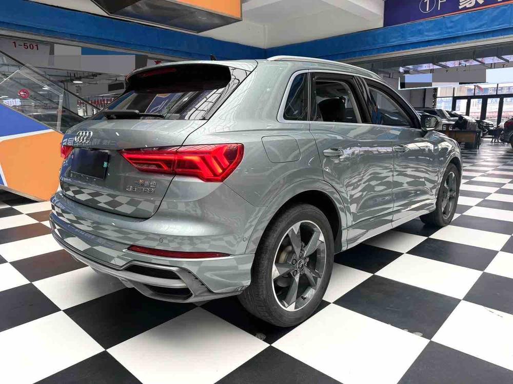Audi Audi Q3