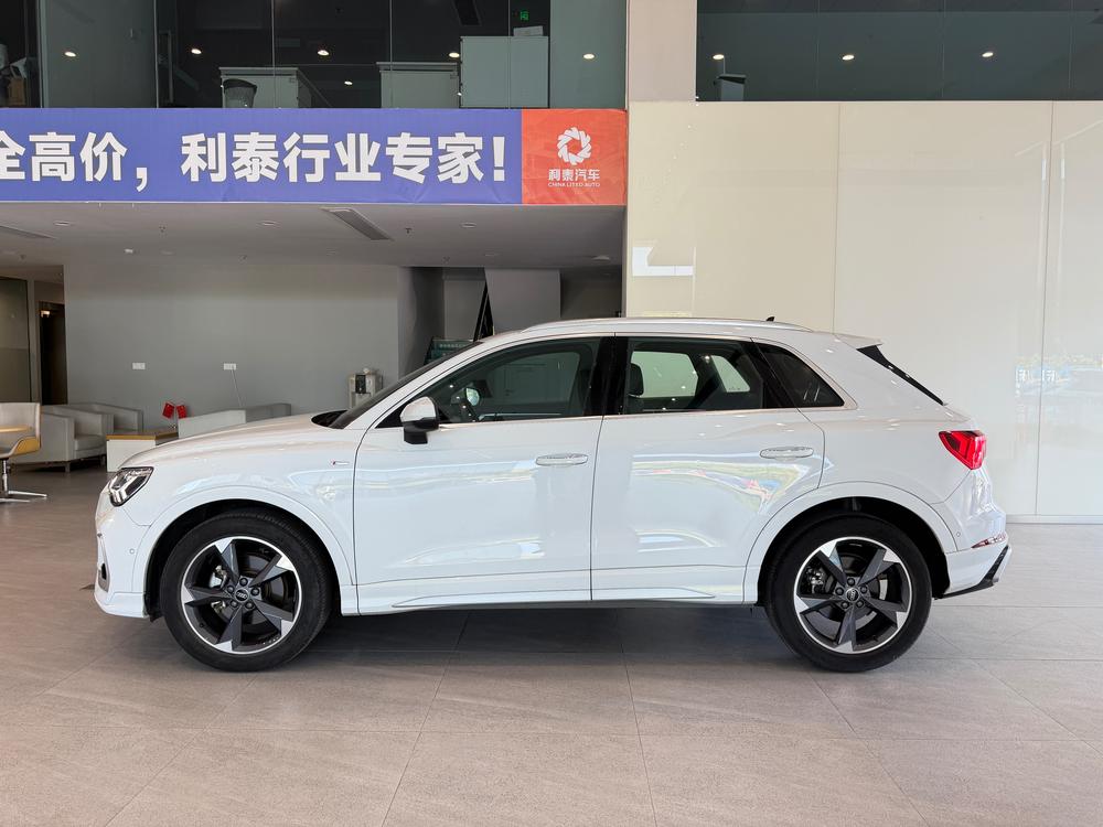 Audi Audi Q3