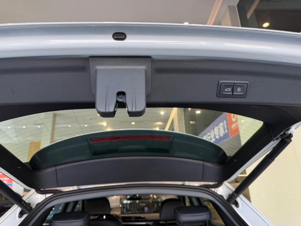 Audi Audi Q3