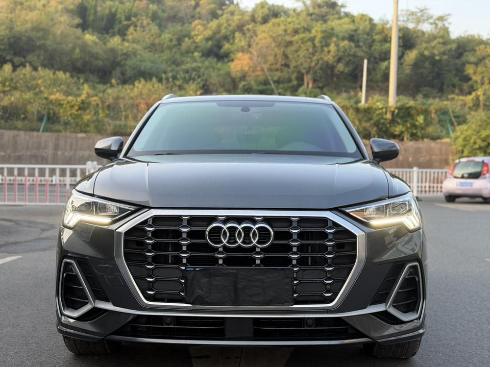 Audi Audi Q3