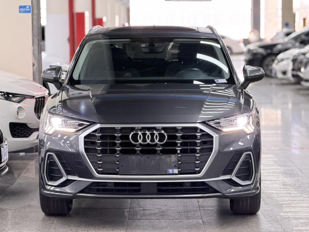 Audi Audi Q3