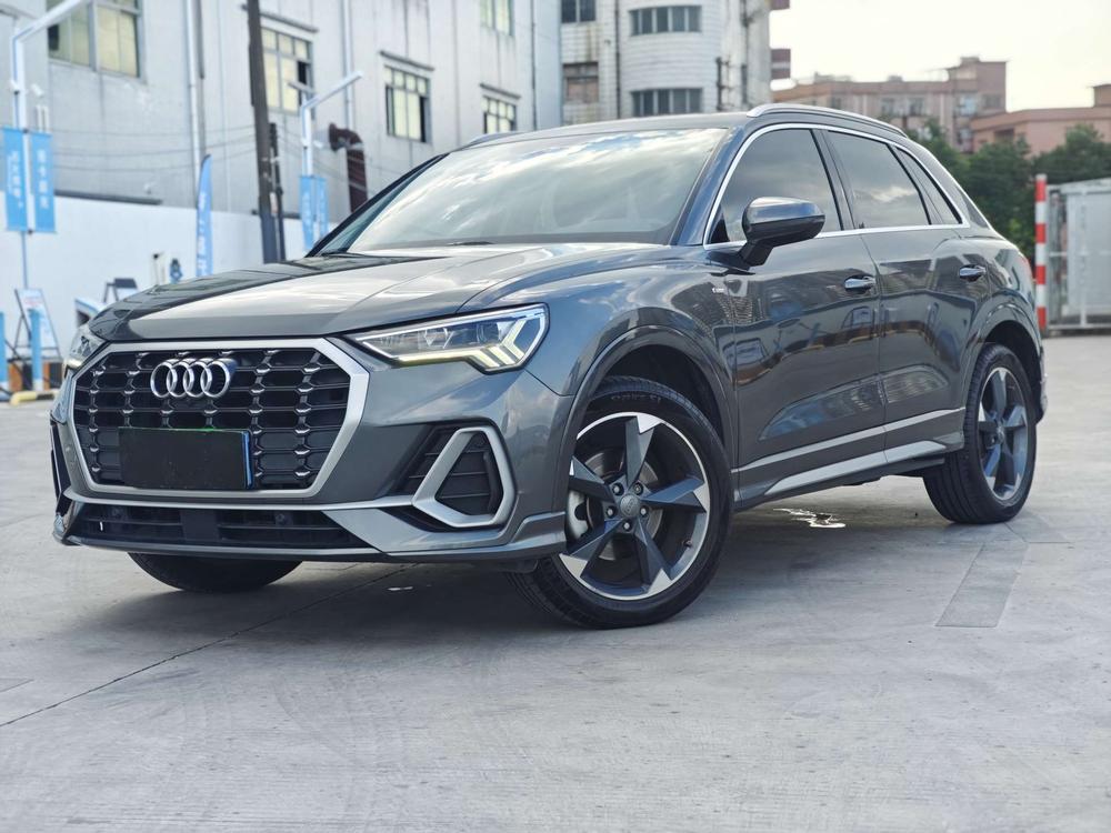 Audi Audi Q3