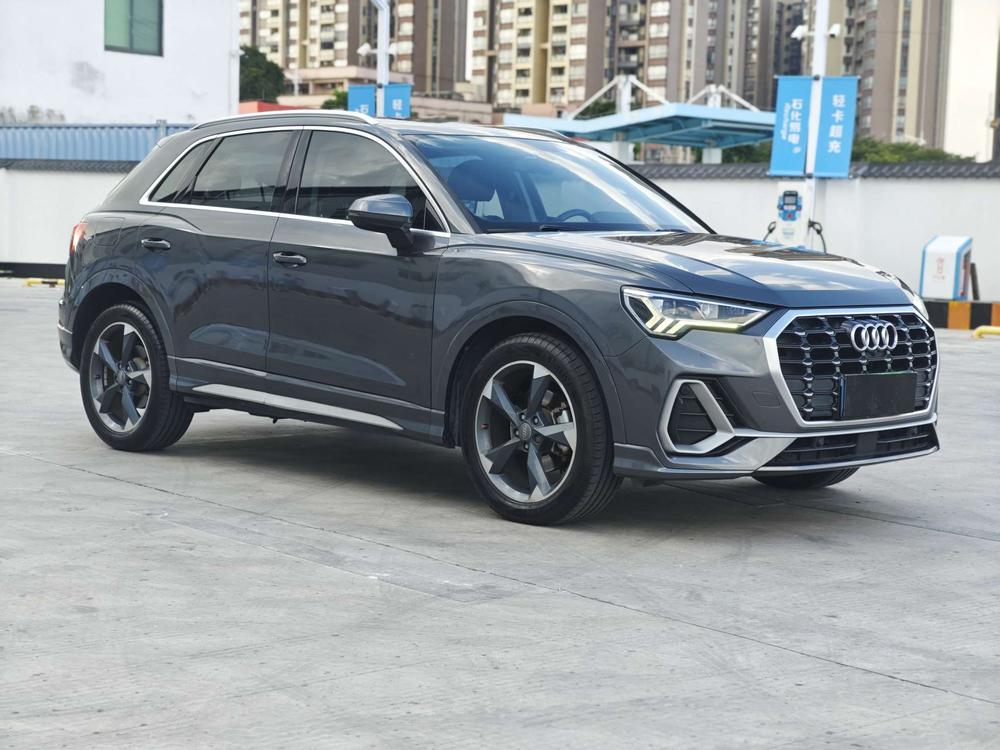 Audi Audi Q3