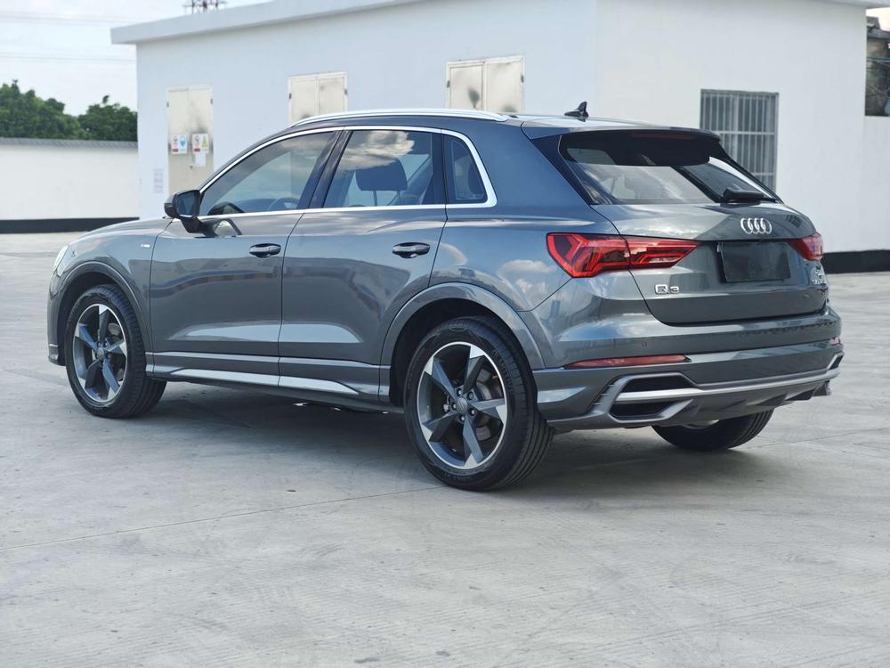 Audi Audi Q3