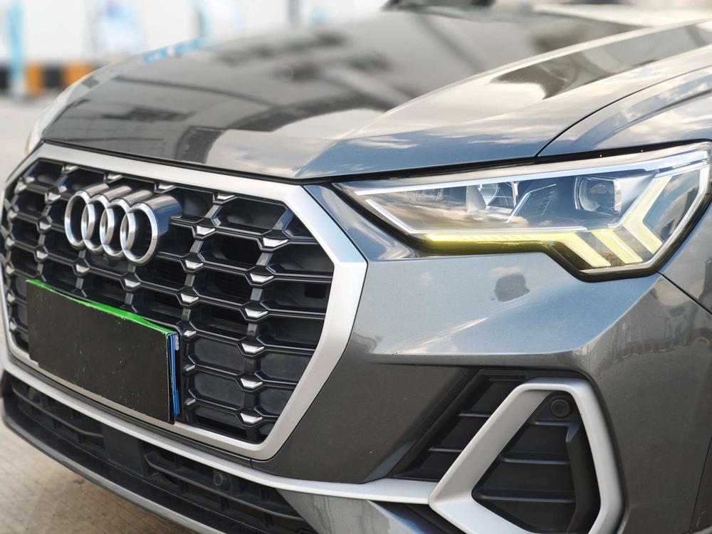 Audi Audi Q3
