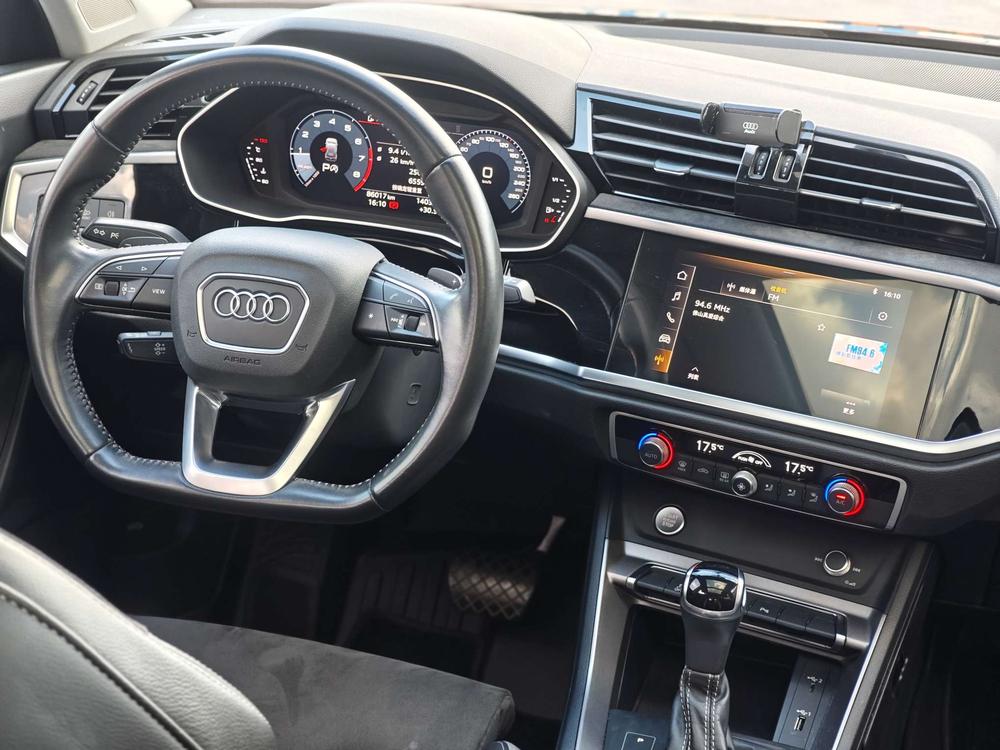 Audi Audi Q3