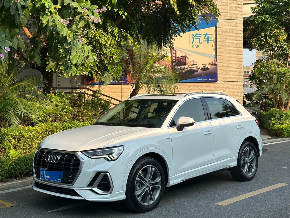 Audi Audi Q3