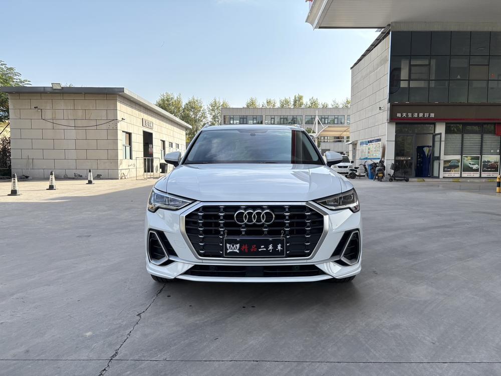 Audi Audi Q3