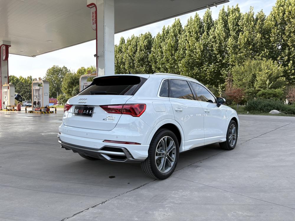 Audi Audi Q3