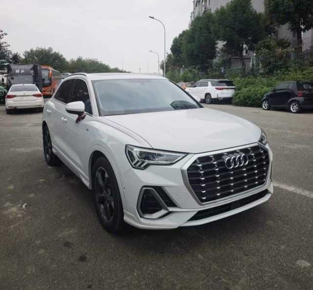 Audi Audi Q3