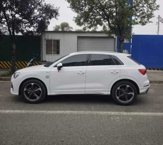 Audi Audi Q3