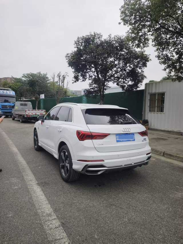 Audi Audi Q3