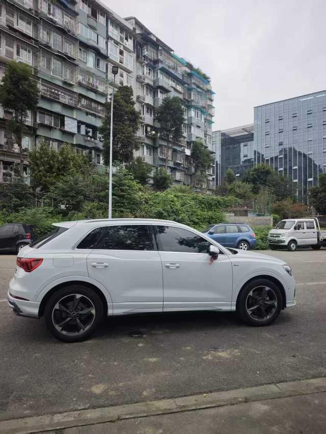 Audi Audi Q3
