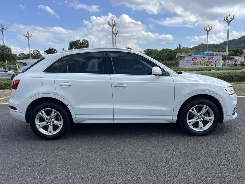 Audi Audi Q3