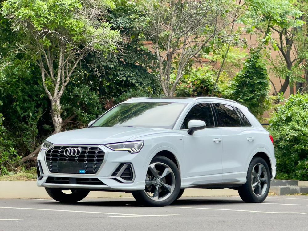 Audi Audi Q3