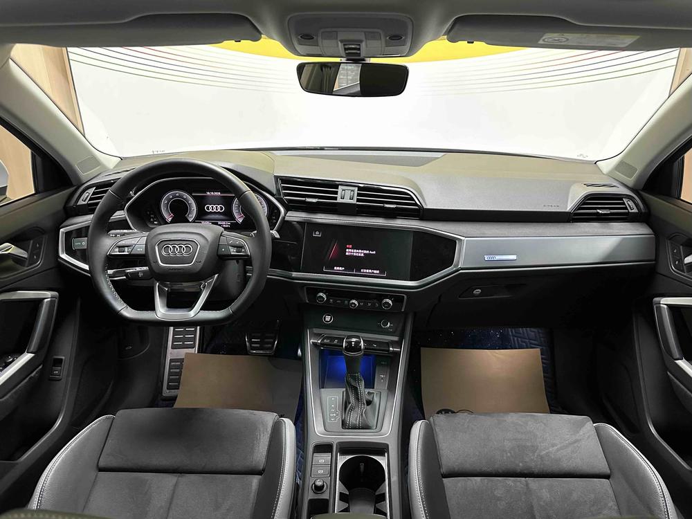 Audi Audi Q3